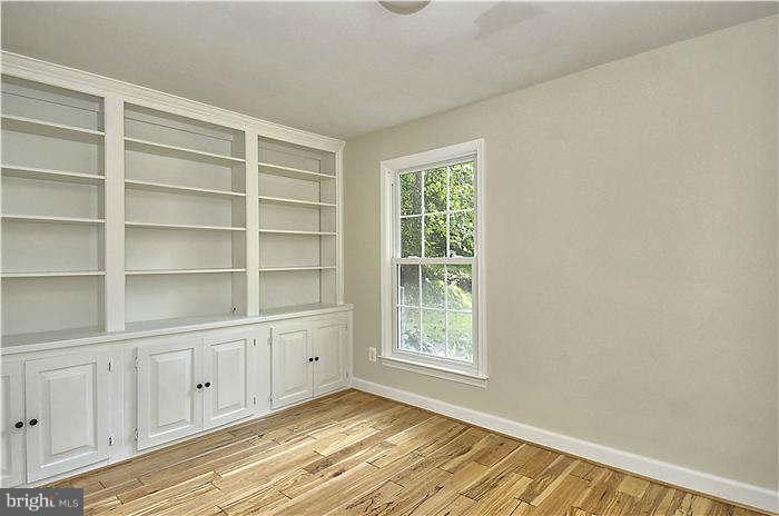 11803 Weller Road Monrovia, MD 21770 - Photo 10 of 30 Main Level Office/Den Or Bedroom!