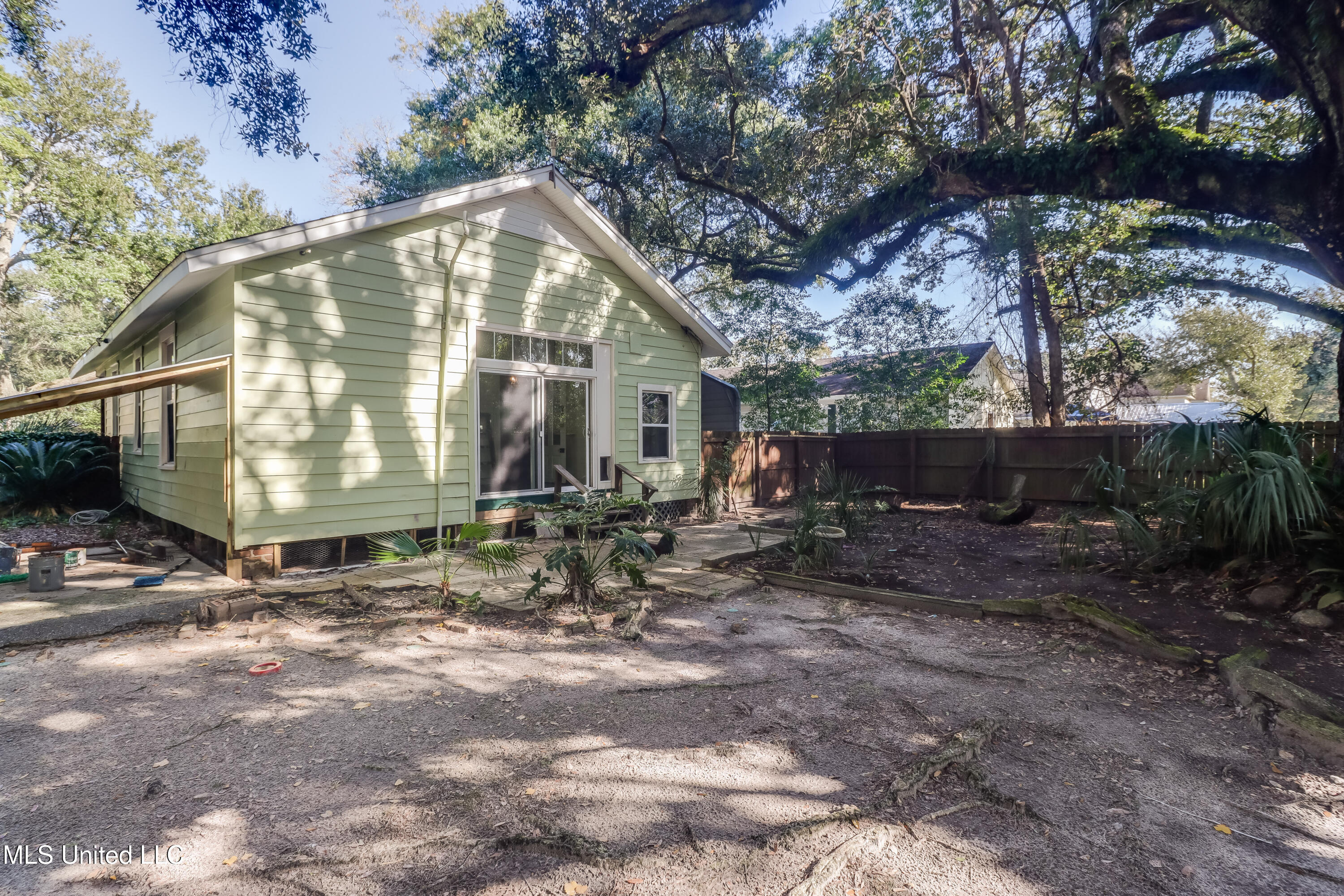 701 Commerce Street Gulfport, MS 39507 - Photo 18 of 23 Photo Dec 09 2025, 11 21 13 AM (2)