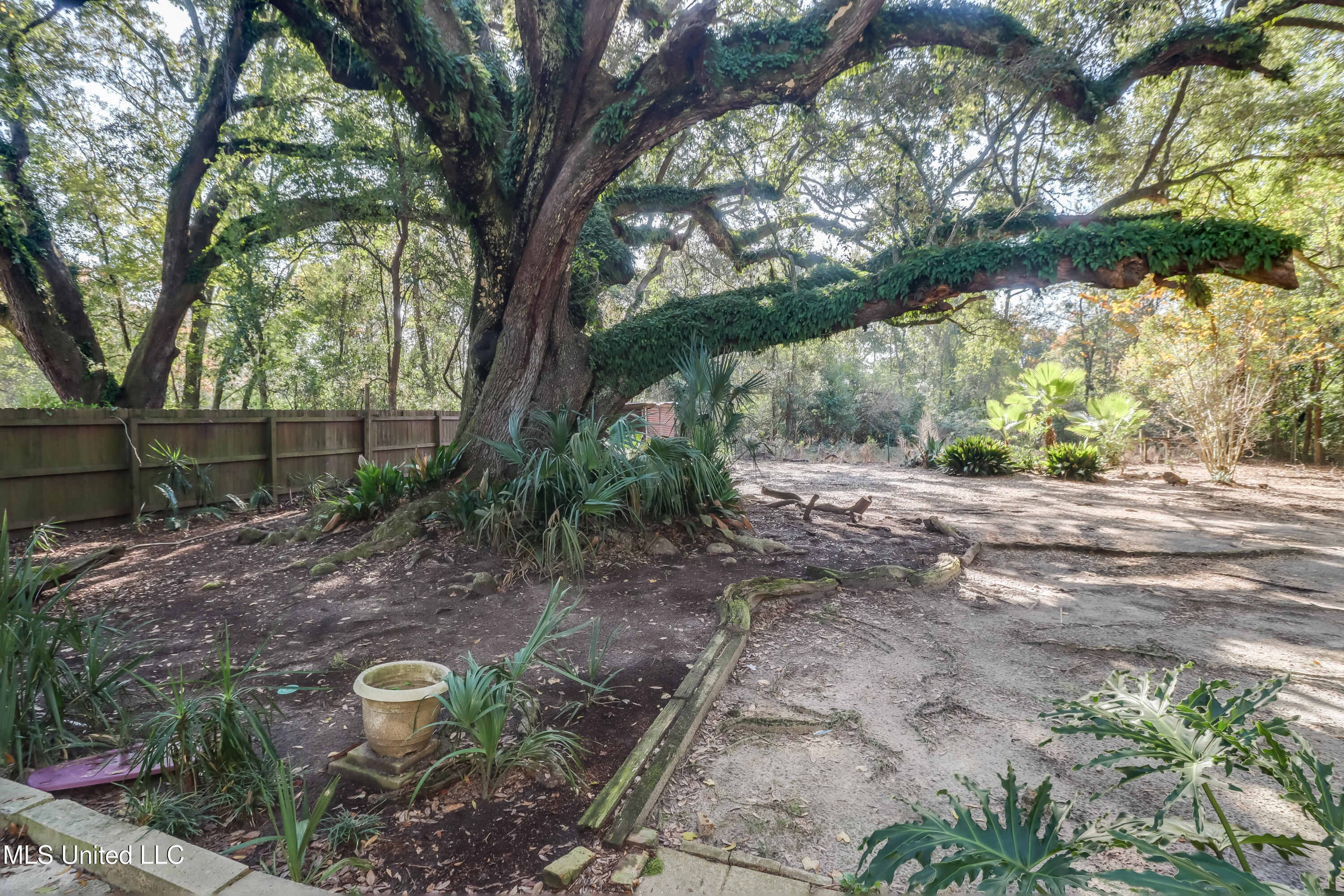 701 Commerce Street Gulfport, MS 39507 - Photo 19 of 23 Photo Dec 09 2025, 11 20 52 AM (2)