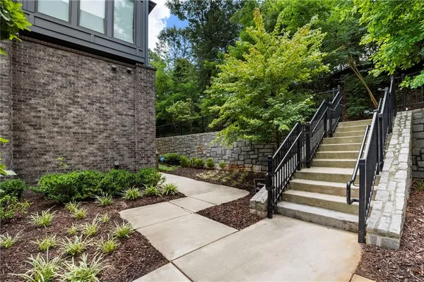 $2,500 | 388 Pratt Dr S East, Unit 2113, Atlanta, GA 30315