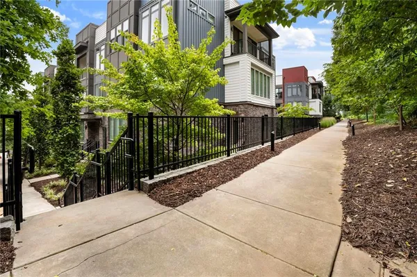 $2,500 | 388 Pratt Dr S East, Unit 2113, Atlanta, GA 30315