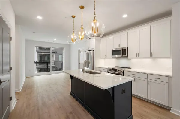 $2,500 | 388 Pratt Dr S East, Unit 2113, Atlanta, GA 30315