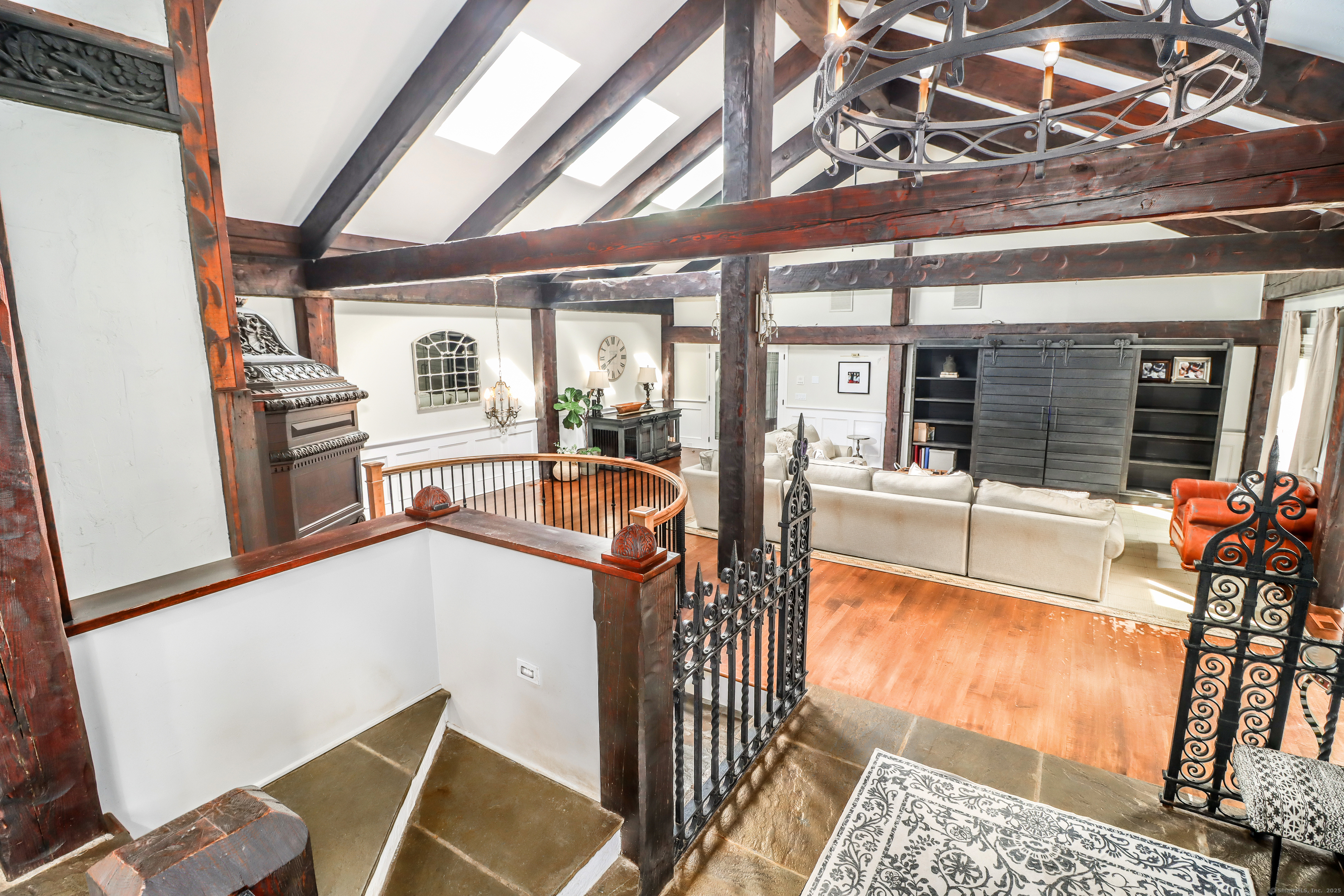 70 Obtuse Hill Road Brookfield, CT 06804 - Photo 8 of 37 a view of a kitchen with furniture and a tub