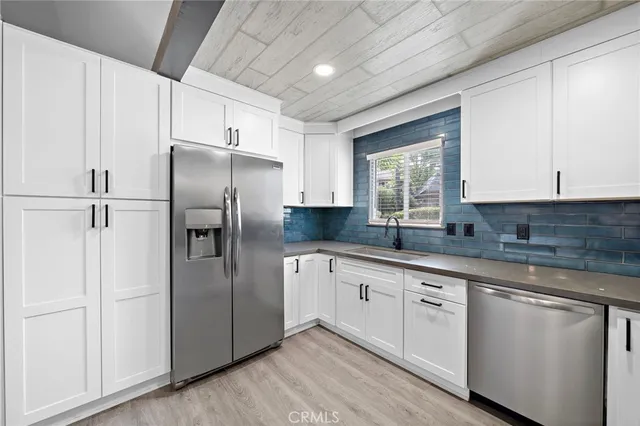 $3,000 | 22400 Canyon Club Drive, Canyon Lake, CA 92587