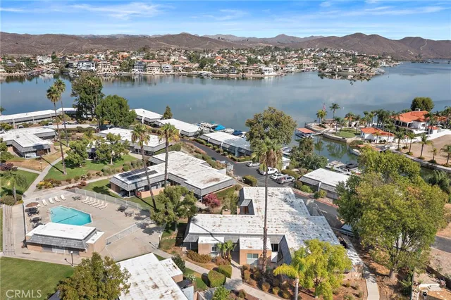 $3,000 | 22400 Canyon Club Drive, Canyon Lake, CA 92587