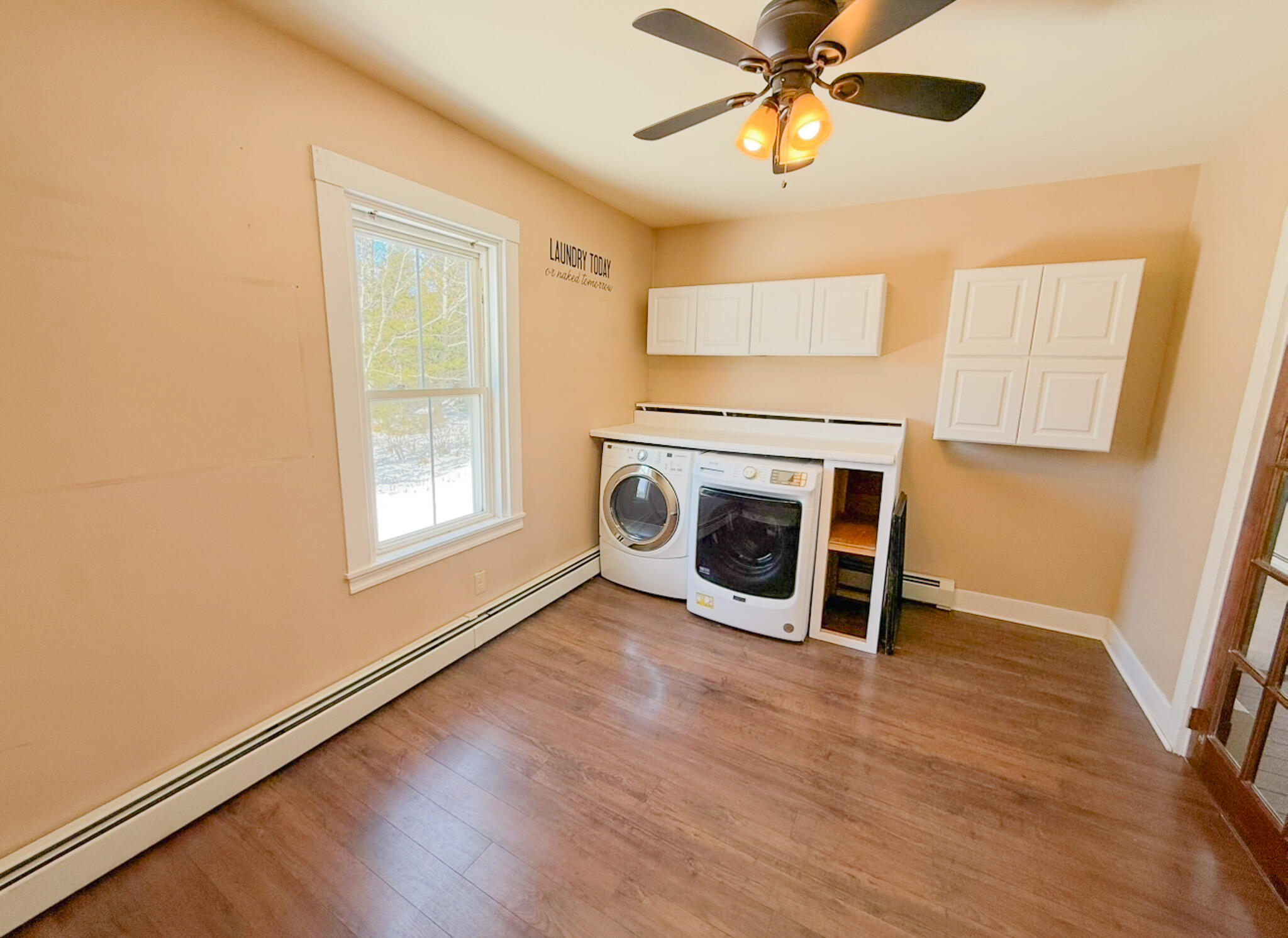 10 Jones Way Sullivan, ME 04664 - Photo 20 of 63 Laundry room