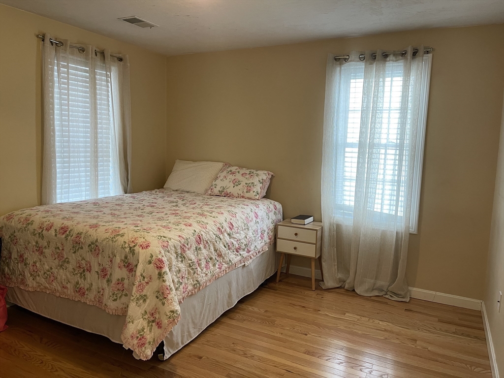 73 Sophia Drive Worcester, MA 01607 - Photo 20 of 35