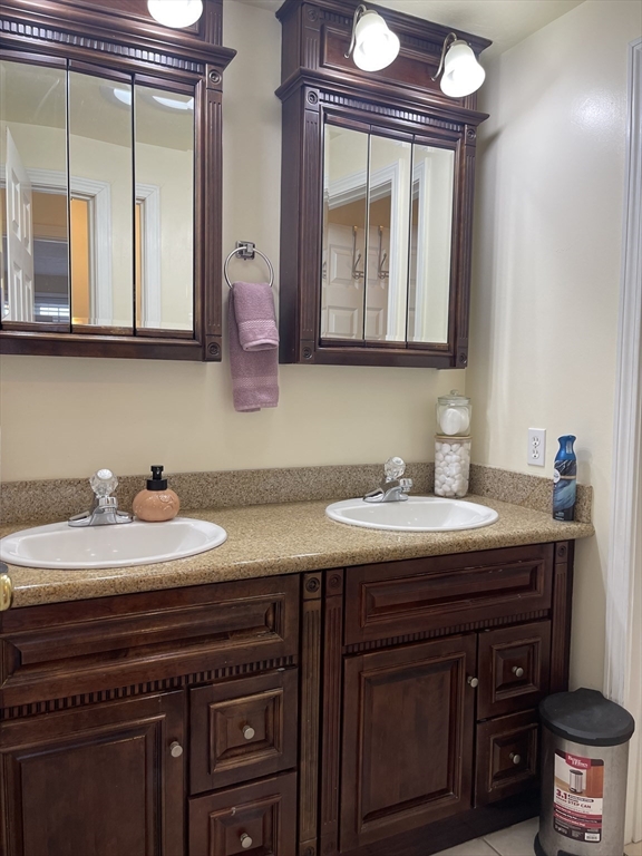 73 Sophia Drive Worcester, MA 01607 - Photo 24 of 35