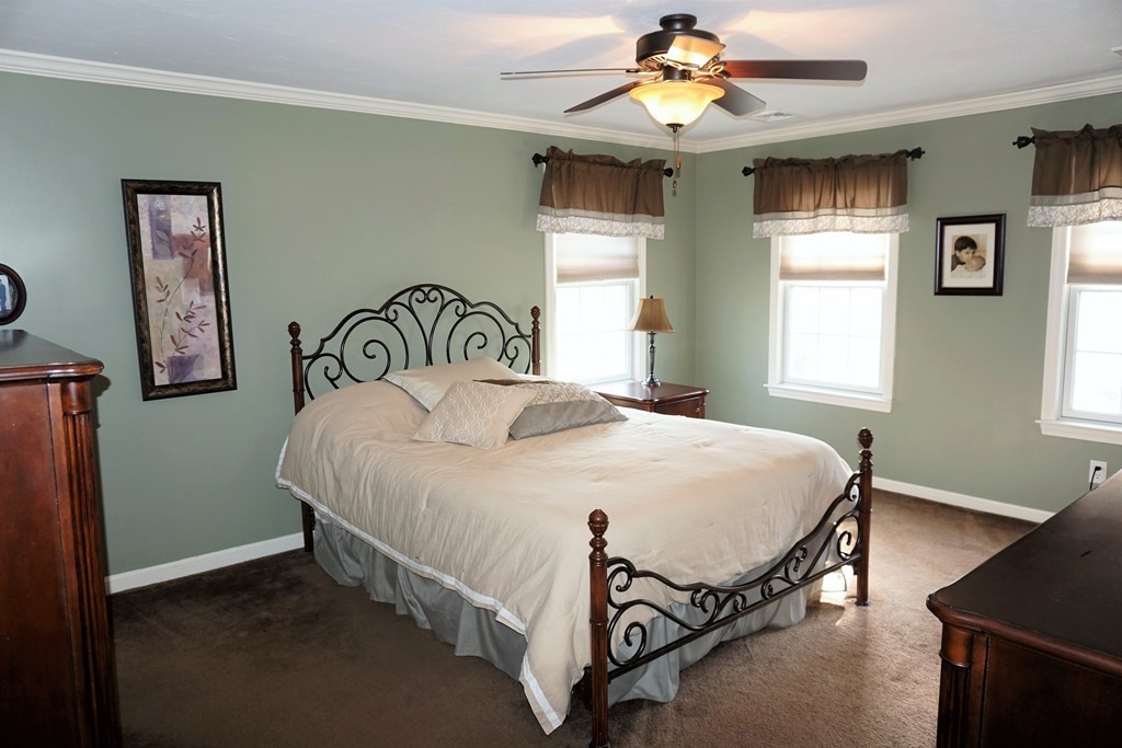 927 Marston Road Northbridge, MA 01588 - Photo 13 of 30