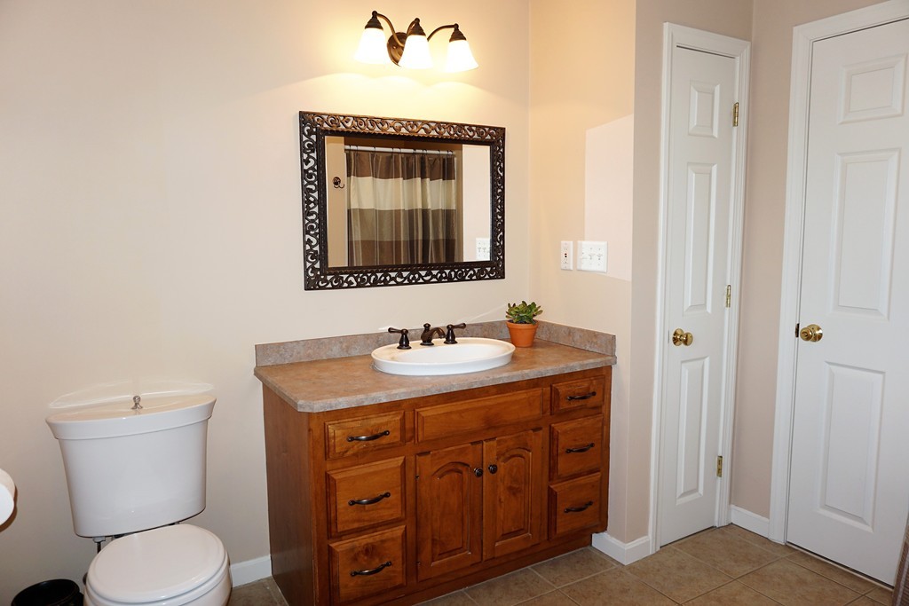 927 Marston Road Northbridge, MA 01588 - Photo 20 of 30