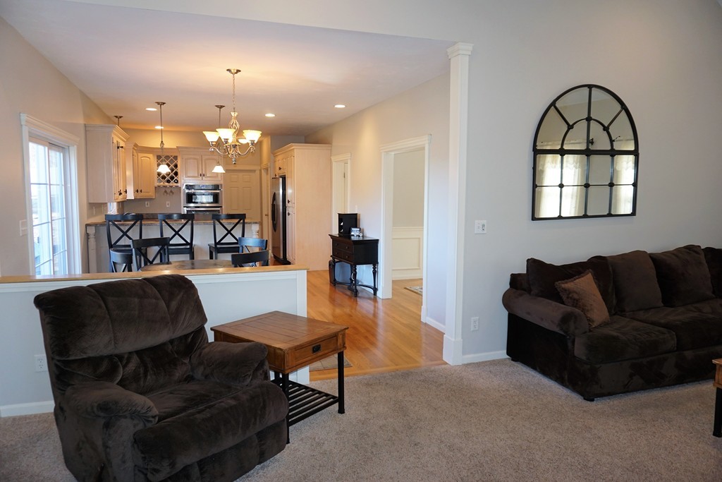927 Marston Road Northbridge, MA 01588 - Photo 9 of 30
