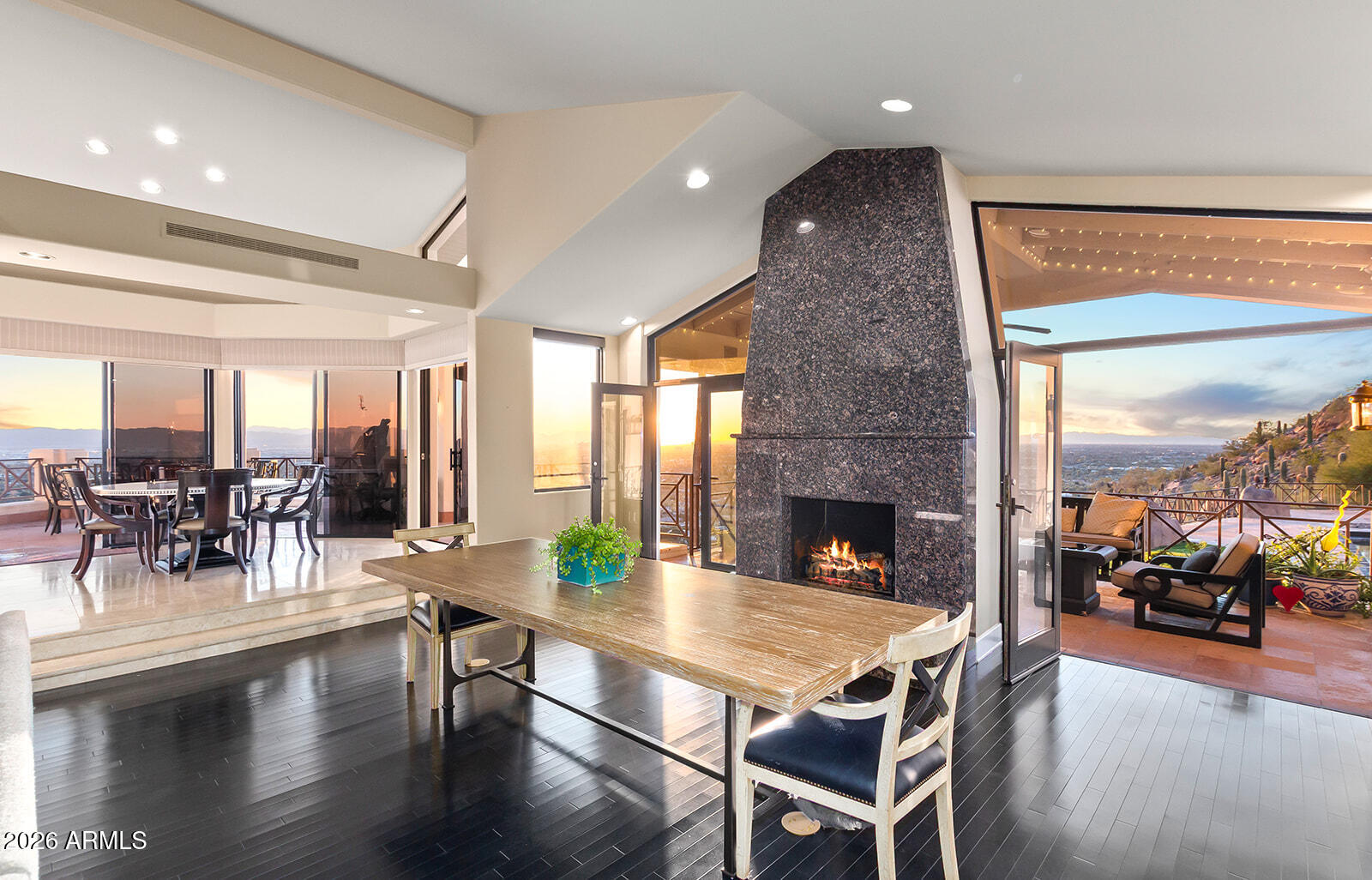 5400 East Valle Vista Road, Unit 4 Phoenix, AZ 85251 - Photo 15 of 72 FAMILY ROOM WALKS OUT TO POOL