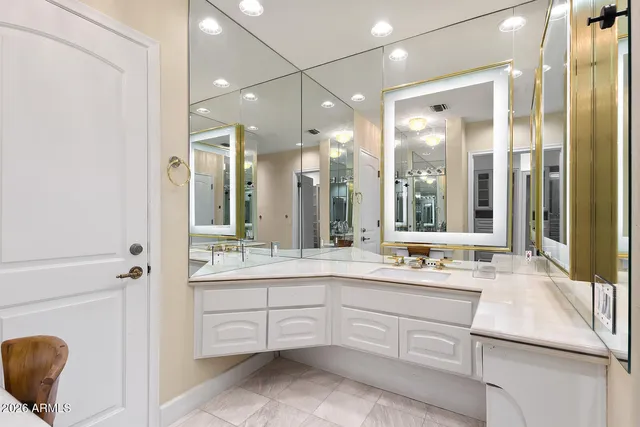 $55,000 | 5400 East Valle Vista Road, Unit 4, Phoenix, AZ 85251