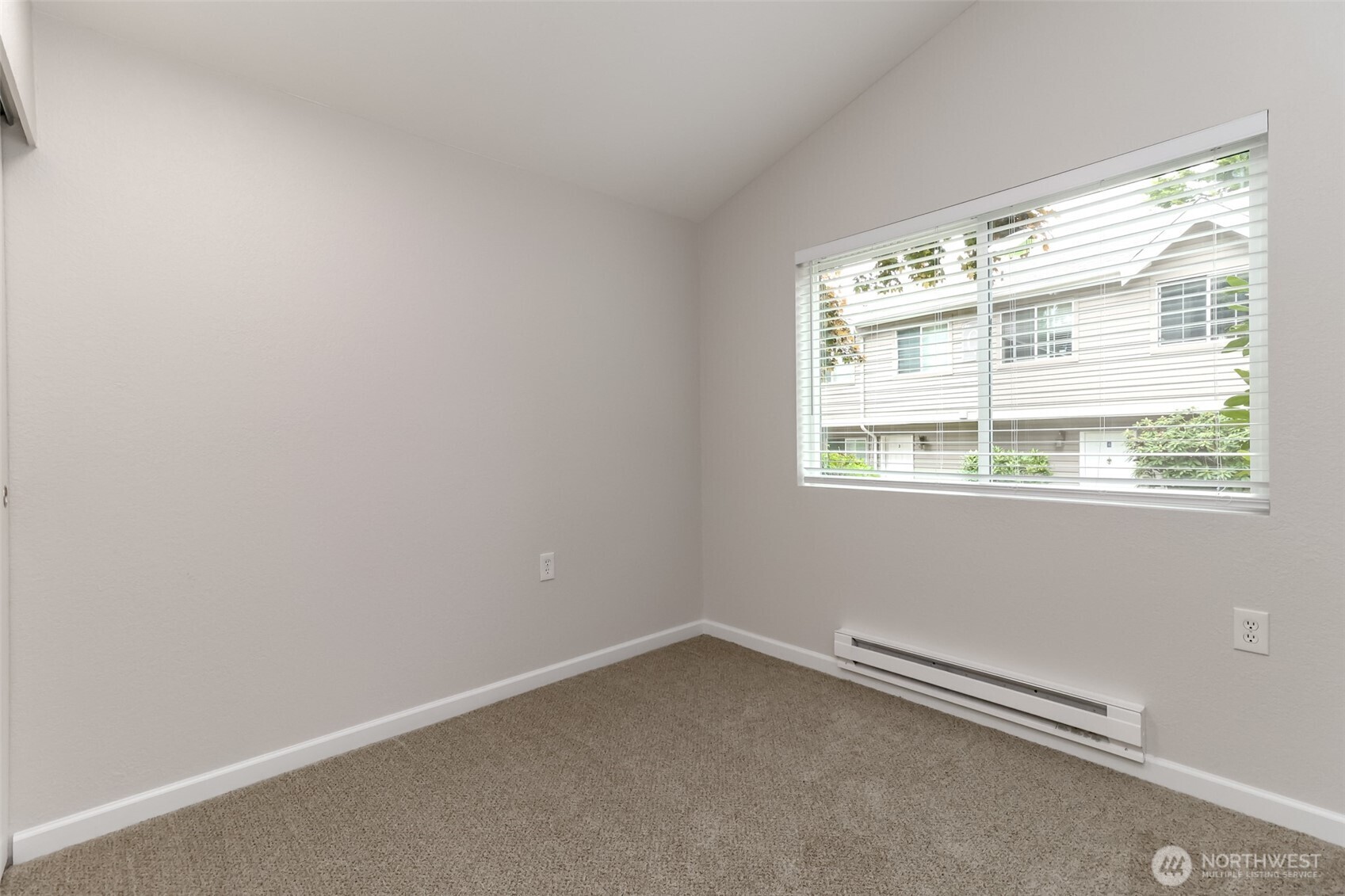 2100 South 336th Street, Unit R1 Federal Way, WA 98003 - Photo 13 of 22