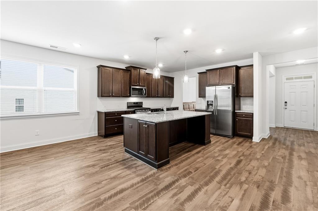 151 Rolling Hills Place Canton, GA 30114 - Photo 10 of 33