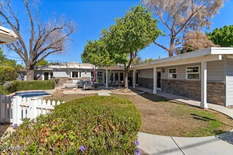 $1,699,900 | 3841 East Elm Street, Phoenix, AZ 85018