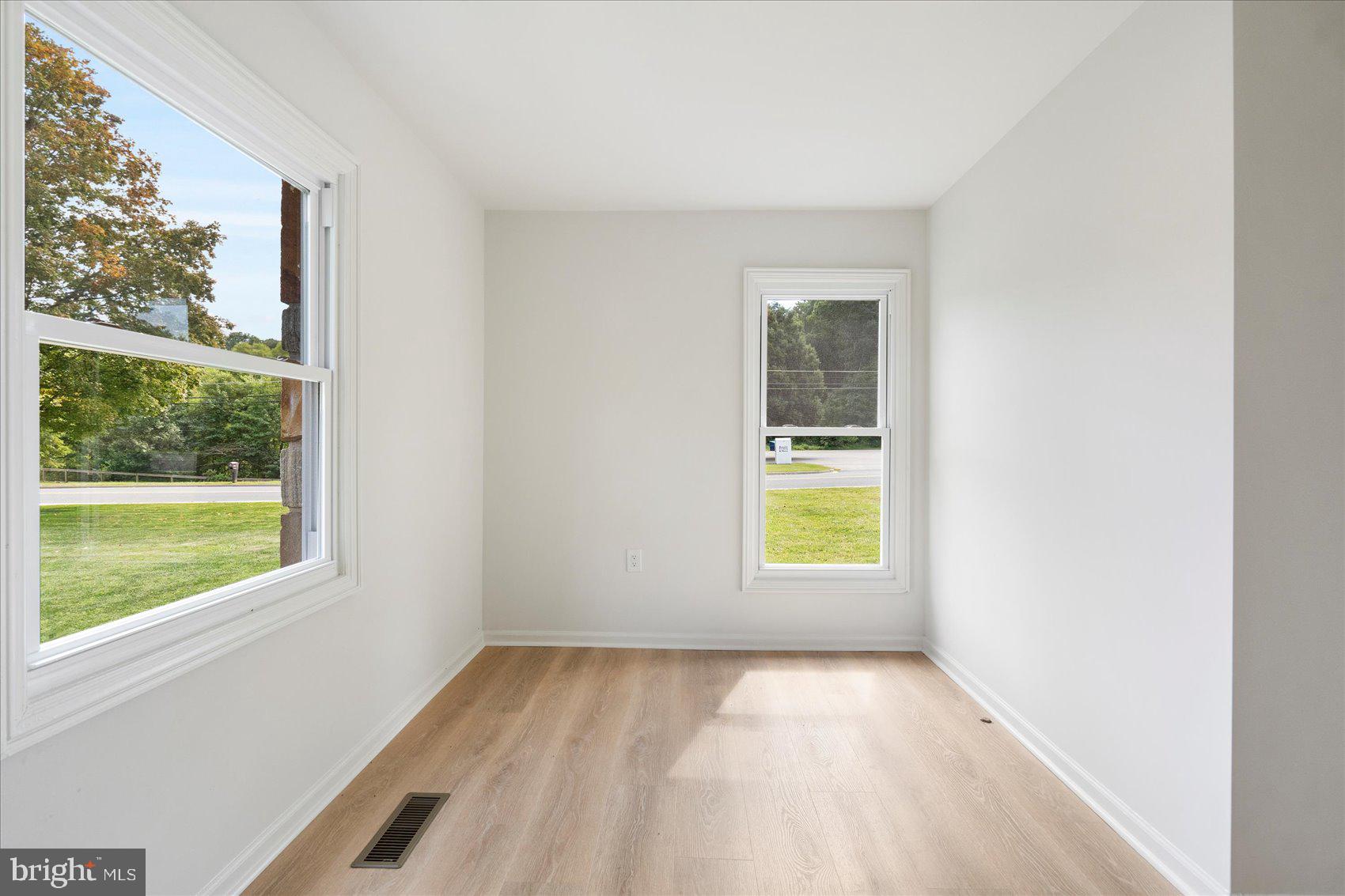 226 Mt Royal Avenue Aberdeen, MD 21001 - Photo 16 of 48 an empty room with a window