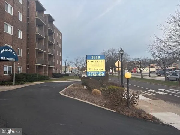 $41,000 | 1610 The Fairway, Unit 109W, Jenkintown, PA 19046