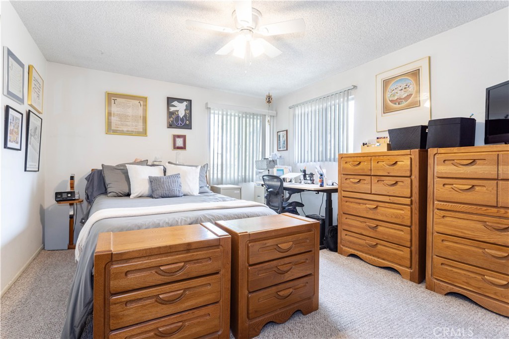 19036 Kittridge Street, Unit 1 Reseda, CA 91335 - Photo 19 of 31