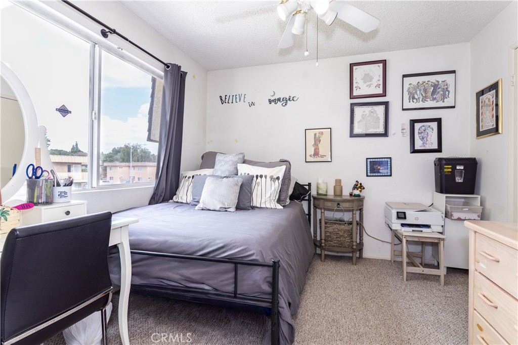 19036 Kittridge Street, Unit 1 Reseda, CA 91335 - Photo 24 of 31