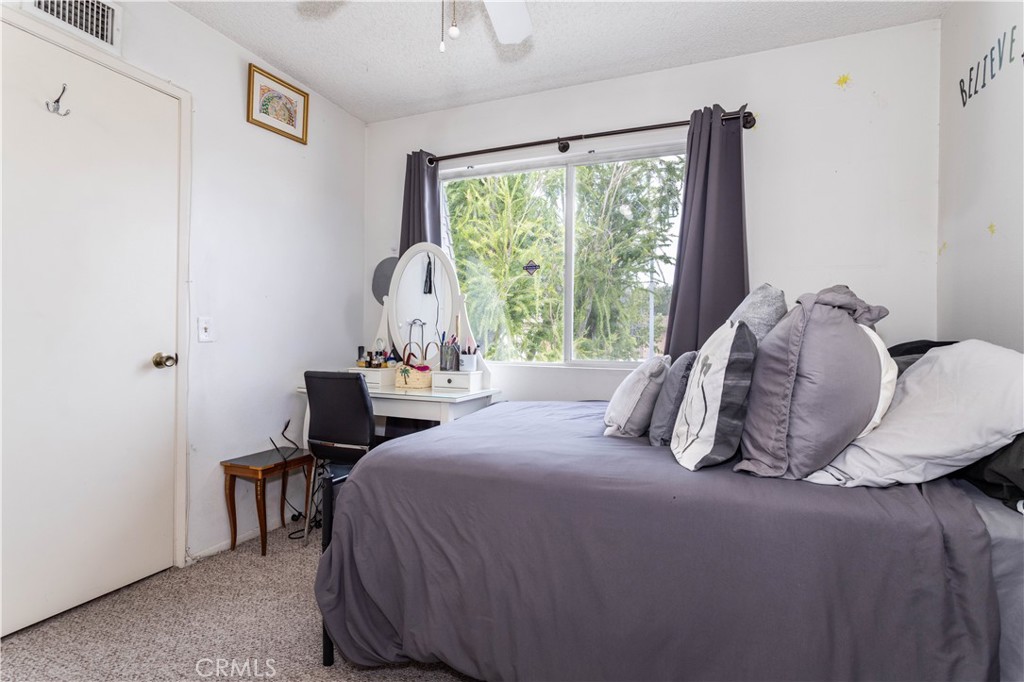 19036 Kittridge Street, Unit 1 Reseda, CA 91335 - Photo 25 of 31