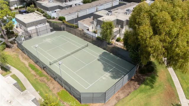 $639,000 | 19036 Kittridge Street, Unit 1, Reseda, CA 91335