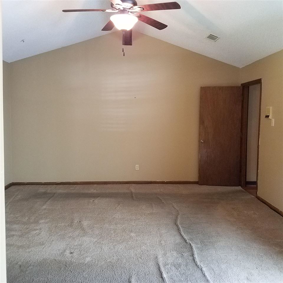 8186 Valley Ridge Trail Memphis, TN 38016 - Photo 11 of 19