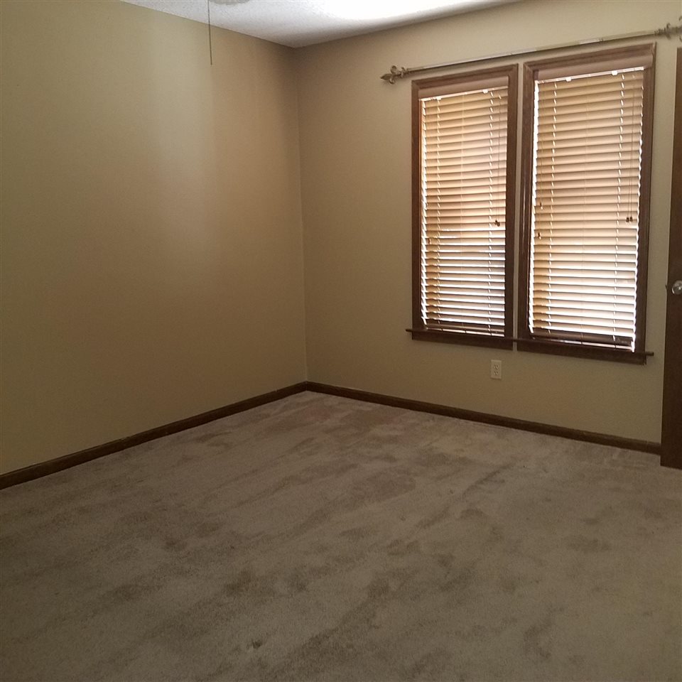 8186 Valley Ridge Trail Memphis, TN 38016 - Photo 14 of 19