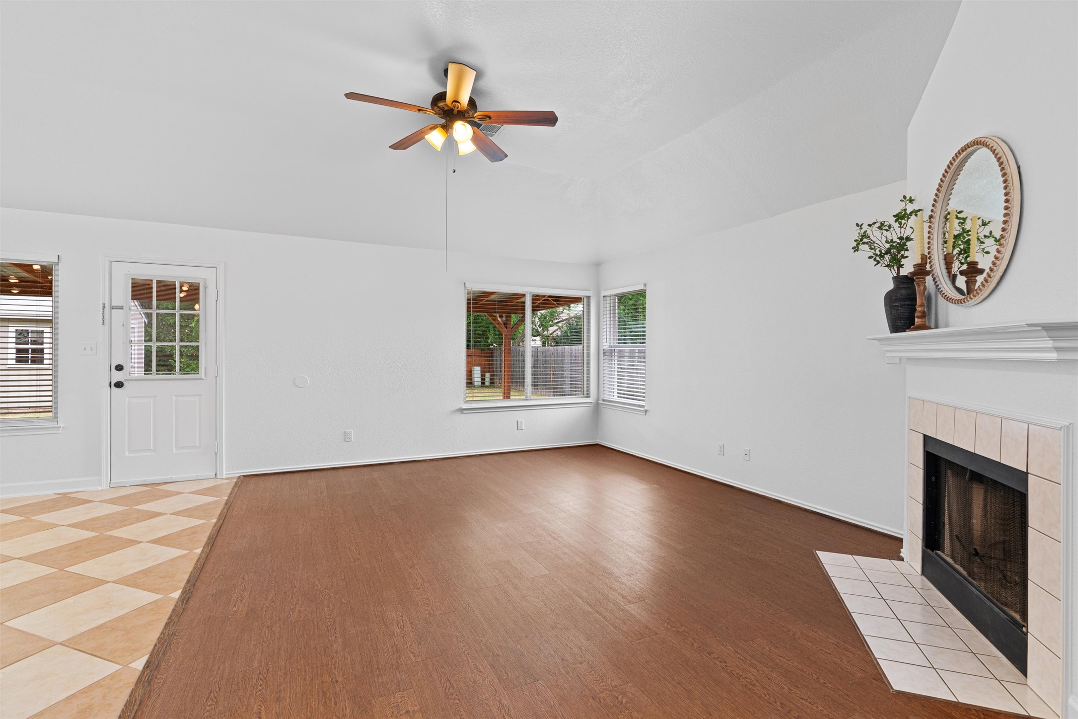 2005 East 19th Street Georgetown, TX 78626 - Photo 13 of 37