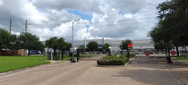 $1,850 | 9006 South Ferndale Pl Drive, Houston, TX 77064