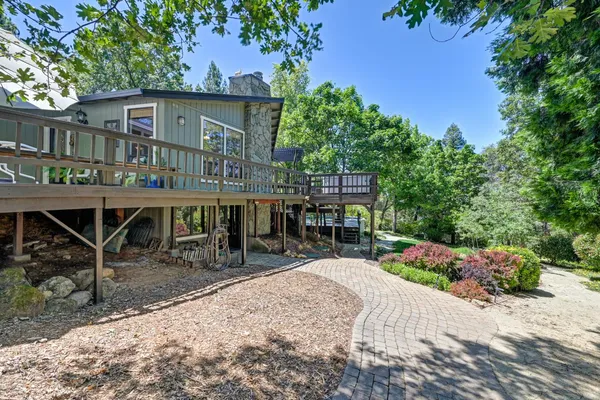 $844,900 | 5125 Thomas Drive, Auburn, CA 95602