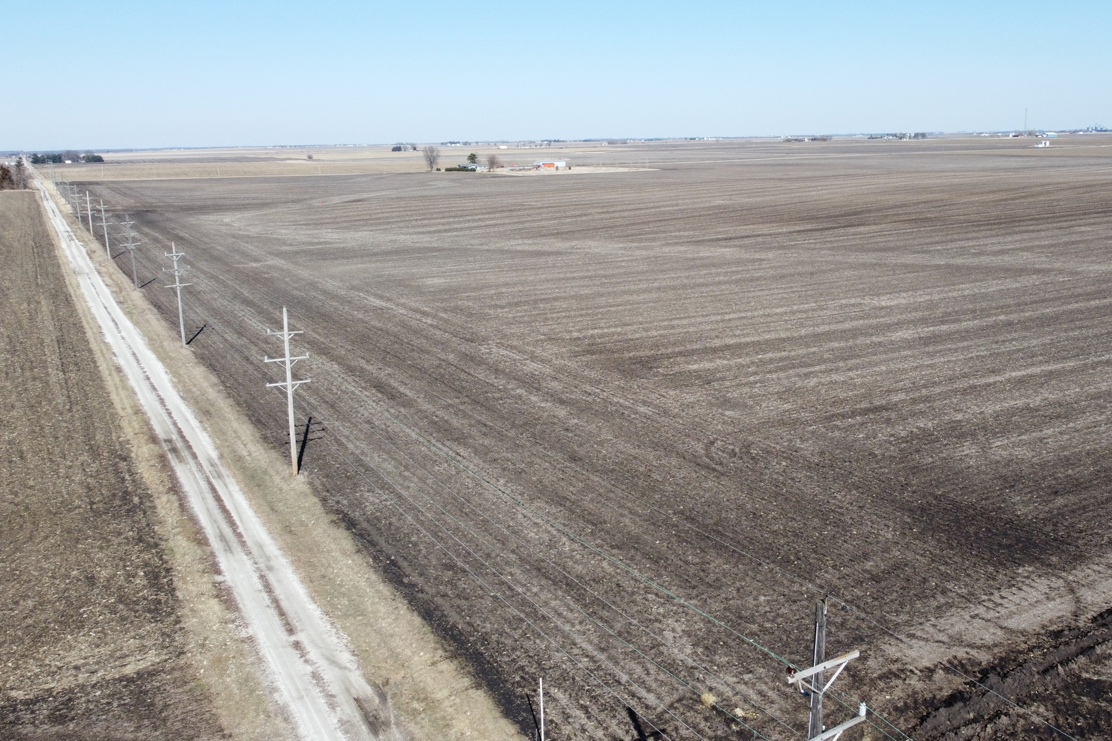80-acres East 6th Road Lostant, IL 61334 - Photo 1 of 11 a view of an ocean beach