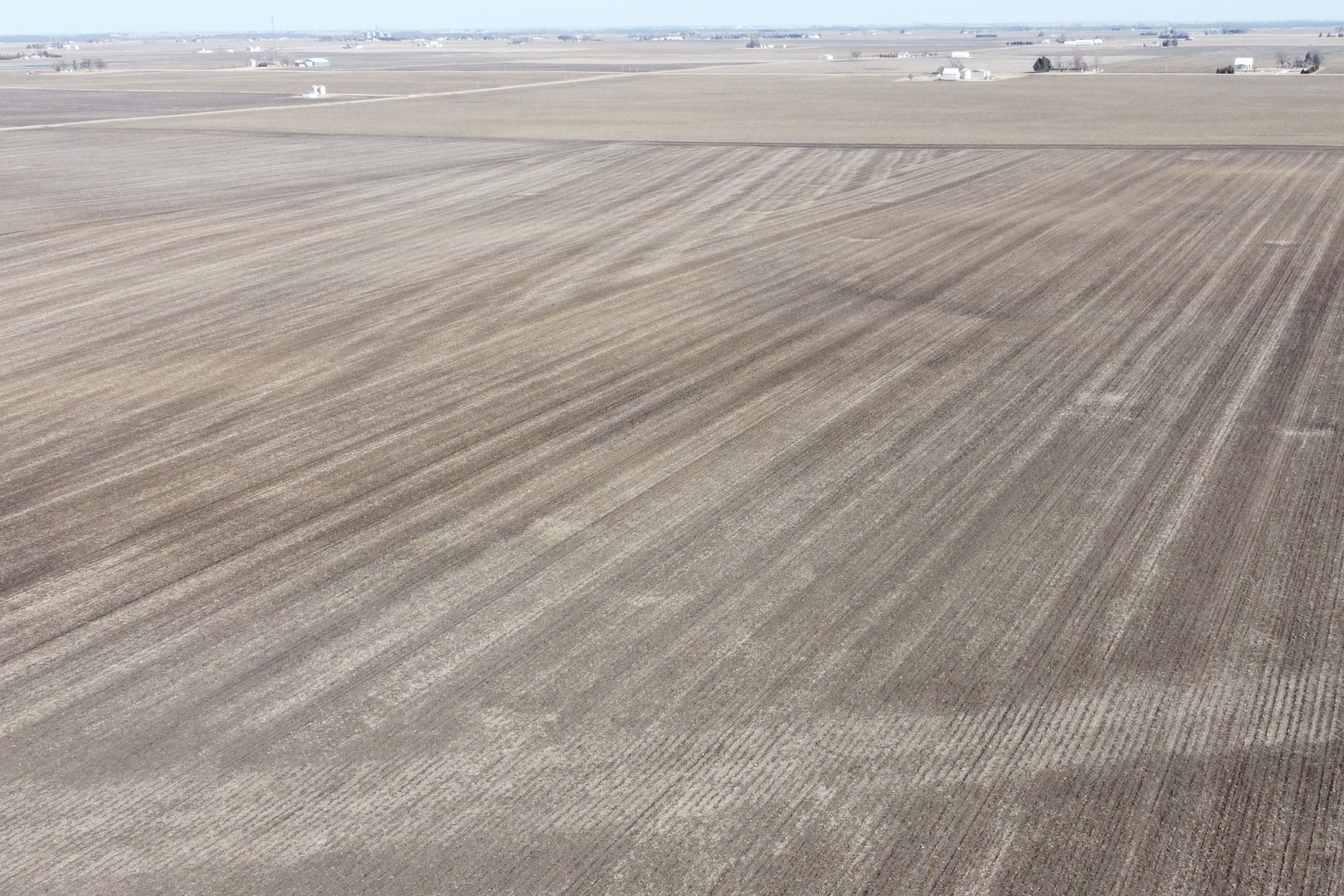 80-acres East 6th Road Lostant, IL 61334 - Photo 8 of 11 a view of an ocean beach