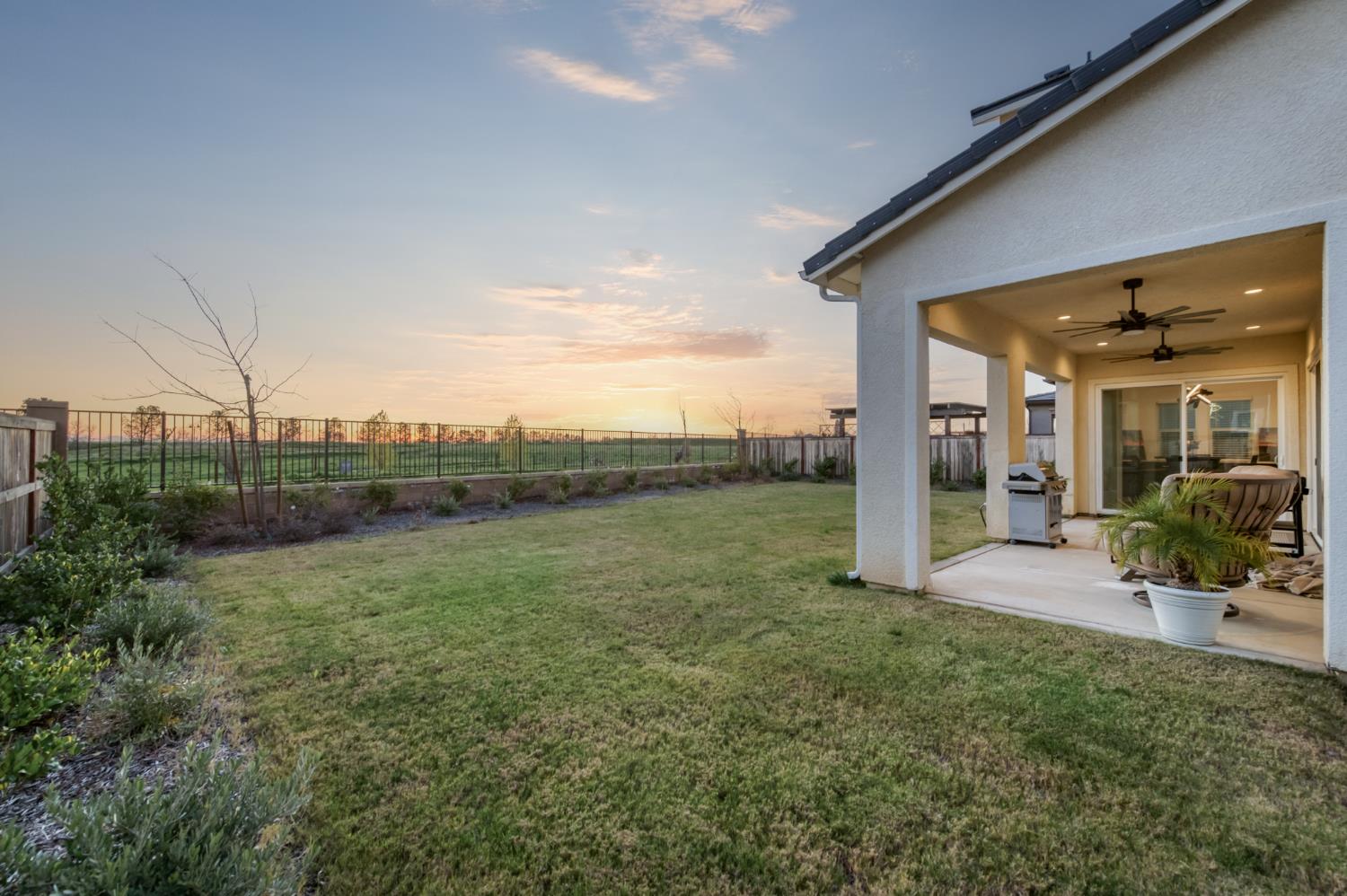 1042 Beaver Pond Loop Madera, CA 93636 - Photo 49 of 61 a view of a garden