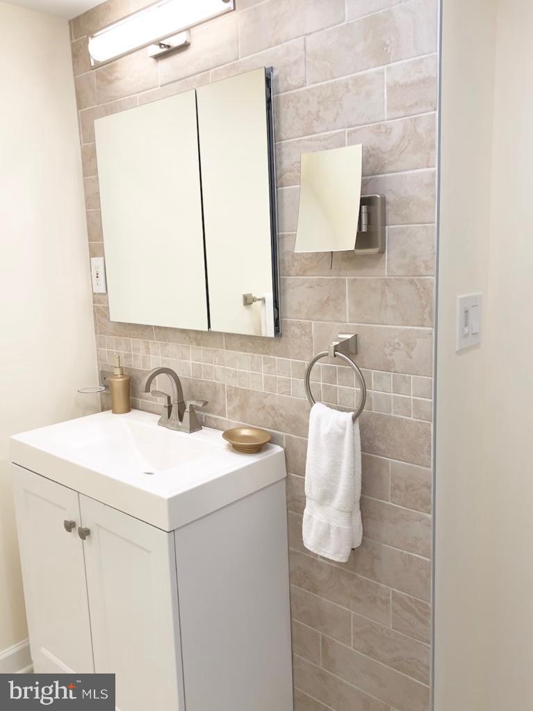 3707 Jones Bridge Road Chevy Chase, MD 20815 - Photo 32 of 45