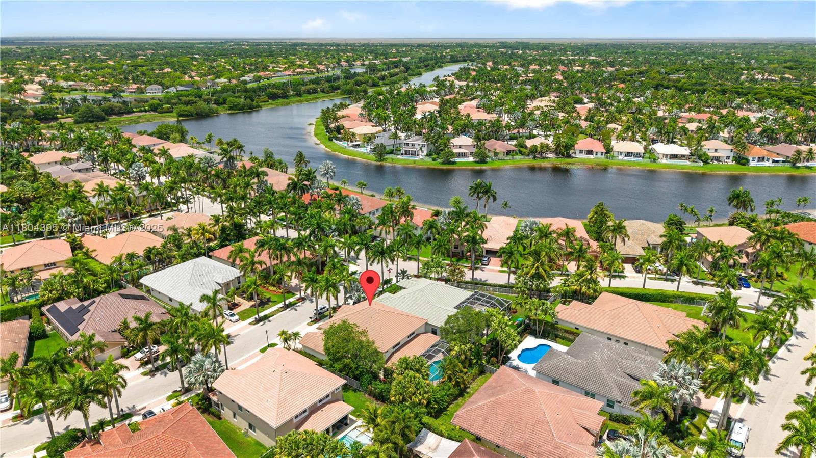 1906 Timberline Road Weston, FL 33327 - Photo 3 of 32