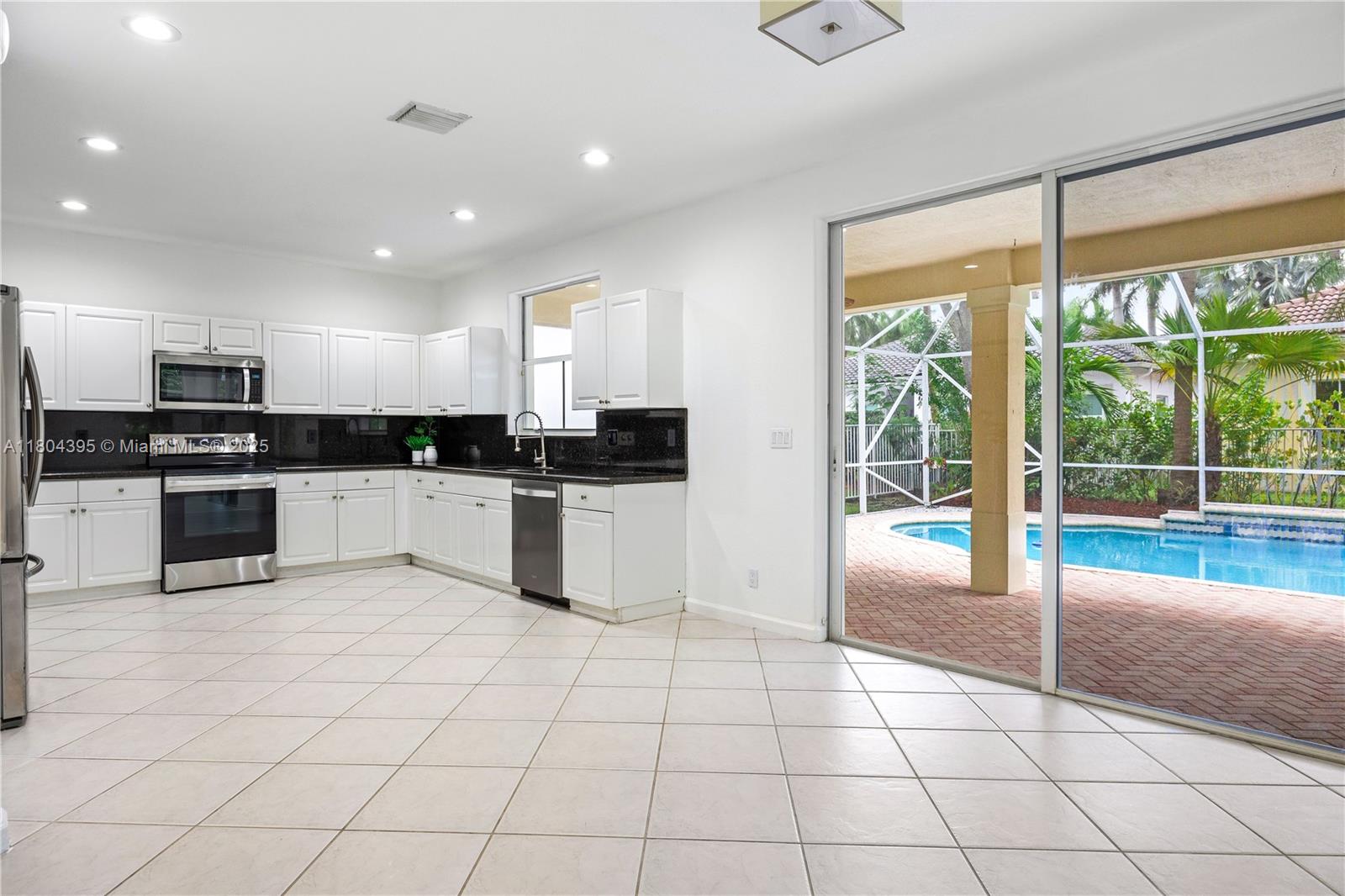 1906 Timberline Road Weston, FL 33327 - Photo 8 of 32