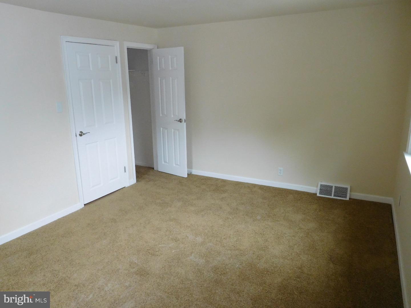 516 Overlook Road Philadelphia, PA 19128 - Photo 13 of 23