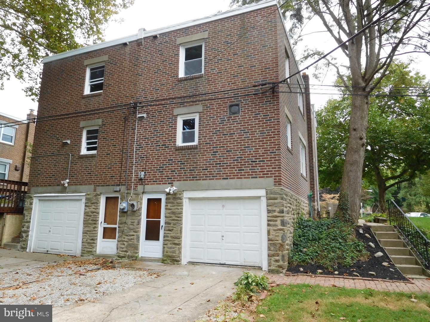 516 Overlook Road Philadelphia, PA 19128 - Photo 3 of 23