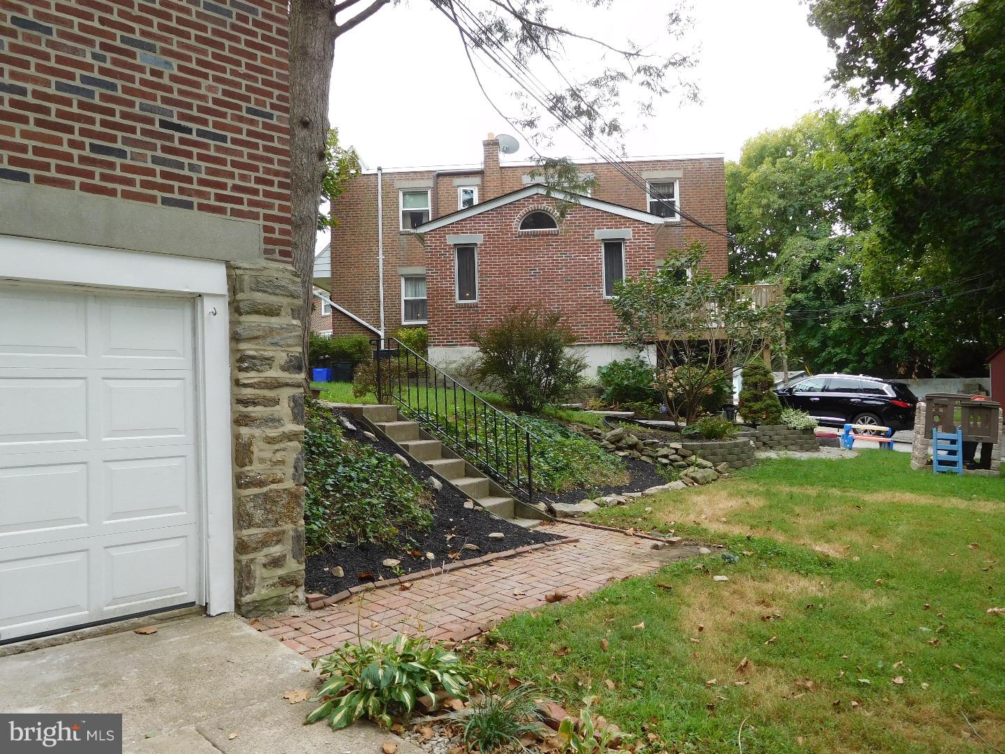 516 Overlook Road Philadelphia, PA 19128 - Photo 23 of 23
