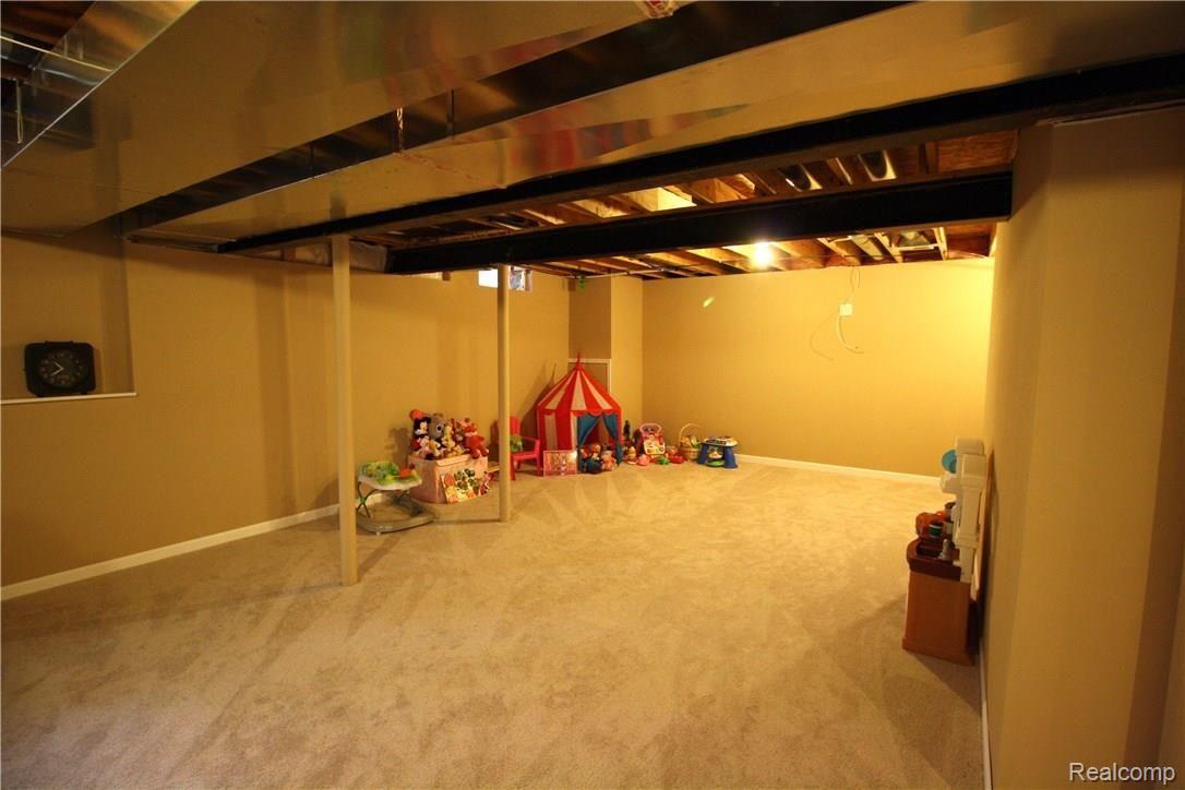8608 East Pearson Road Utica, MI 48316 - Photo 36 of 44 Plush carpet installed on 10/30/17!