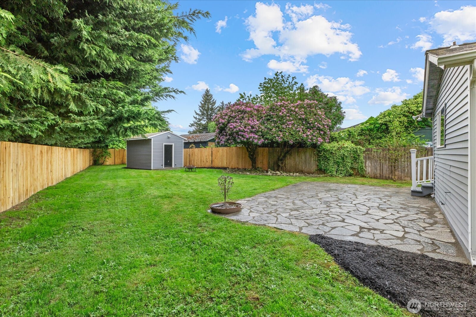 335 North Madison Street Monroe, WA 98272 - Photo 6 of 24