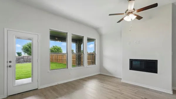 $346,895 | 1905 Prospector Lane, Royse City, TX 75189