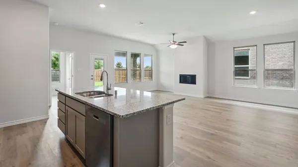 $346,895 | 1905 Prospector Lane, Royse City, TX 75189