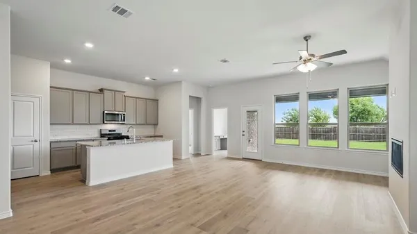 $346,895 | 1905 Prospector Lane, Royse City, TX 75189