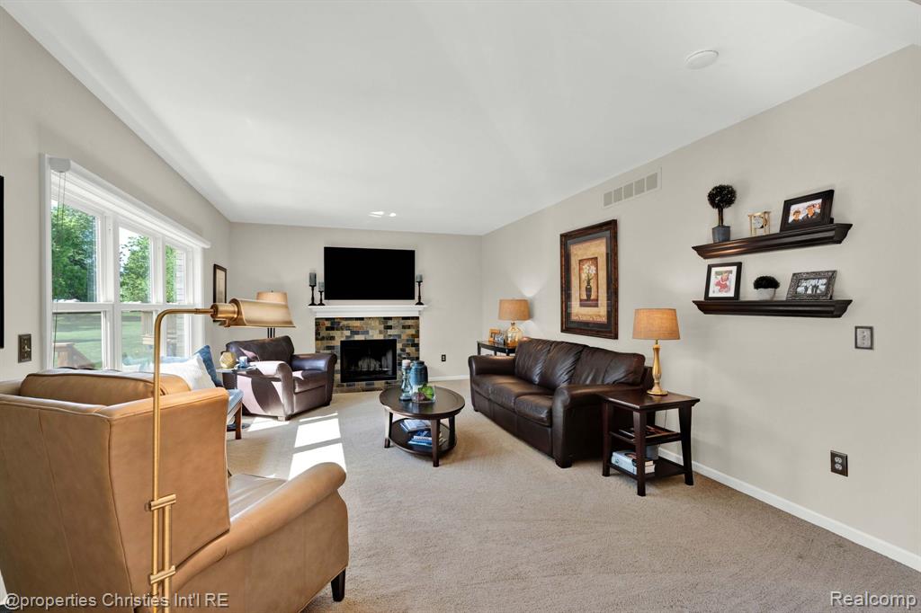 3198 Courtfield Drive Rochester Hills, MI 48309 - Photo 19 of 53
