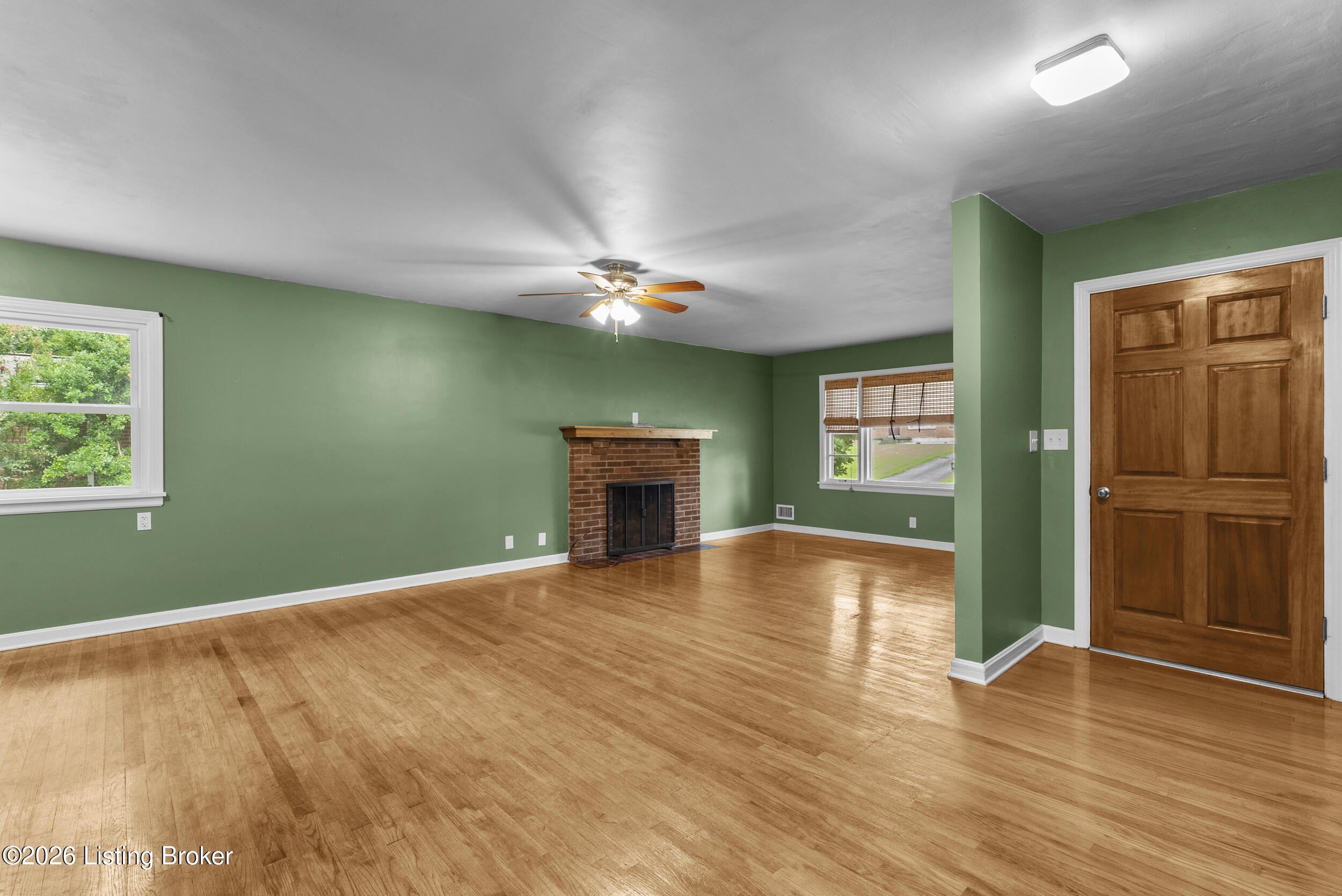 9103 Waltlee Road Louisville, KY 40291 - Photo 4 of 52 dsc02967