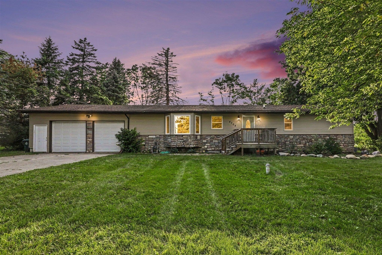 4704 Rohr Road Clarkston, MI 48348 - Photo 1 of 32 Gallery Image 1