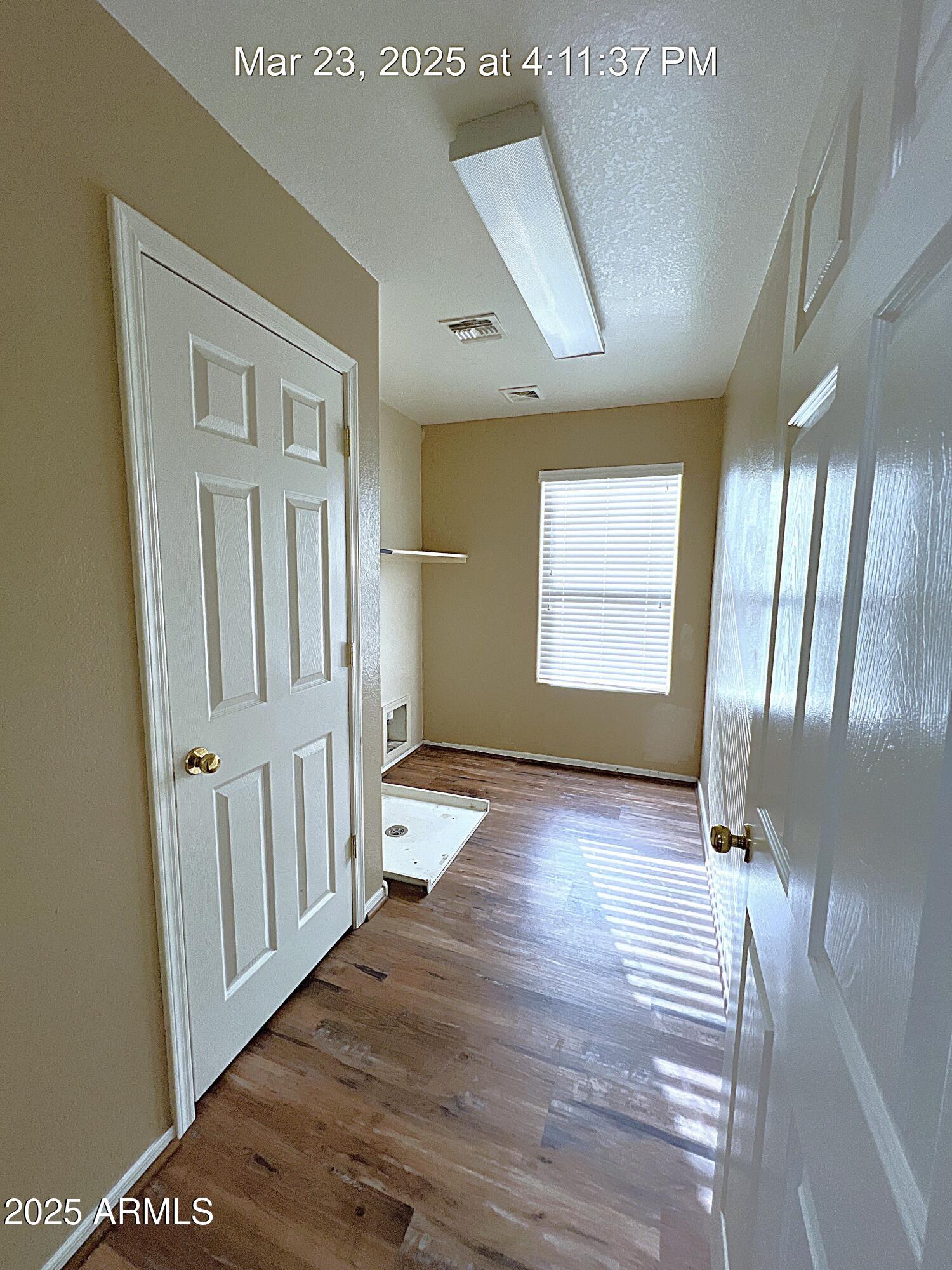21183 East Avenida Del Valle Queen Creek, AZ 85142 - Photo 27 of 29 a view of entryway with livingroom