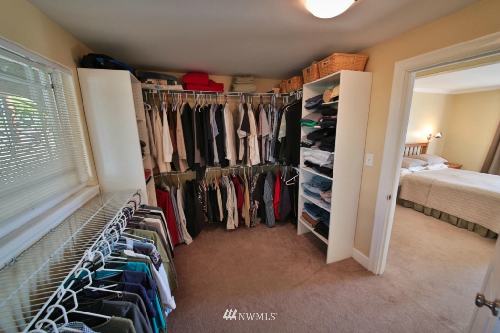 911 Walnut Street Edmonds, WA 98020 - Photo 17 of 24 Gallery Image 17